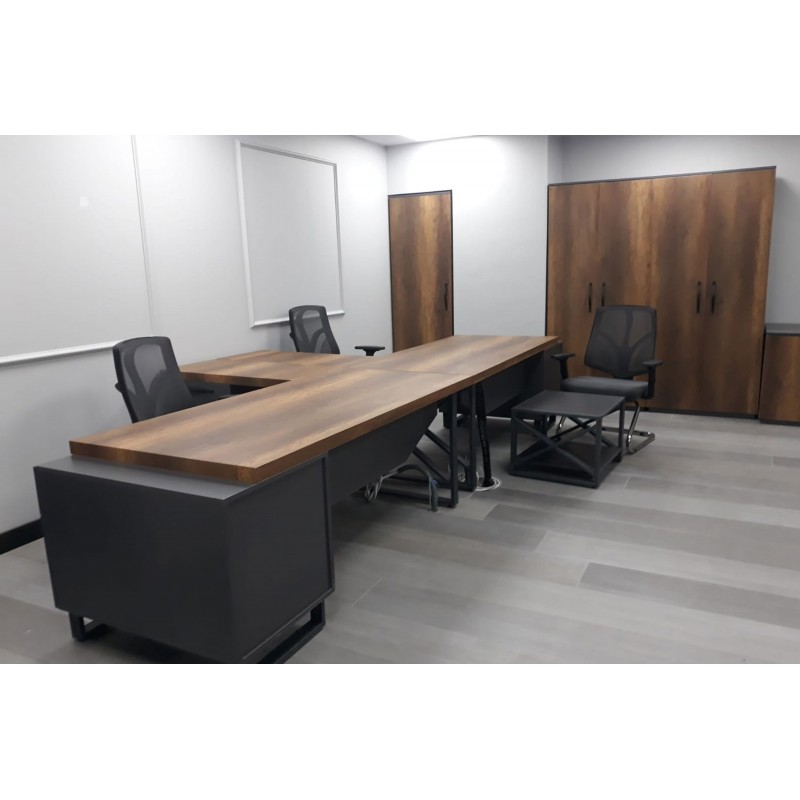 Astra Working Table  Person