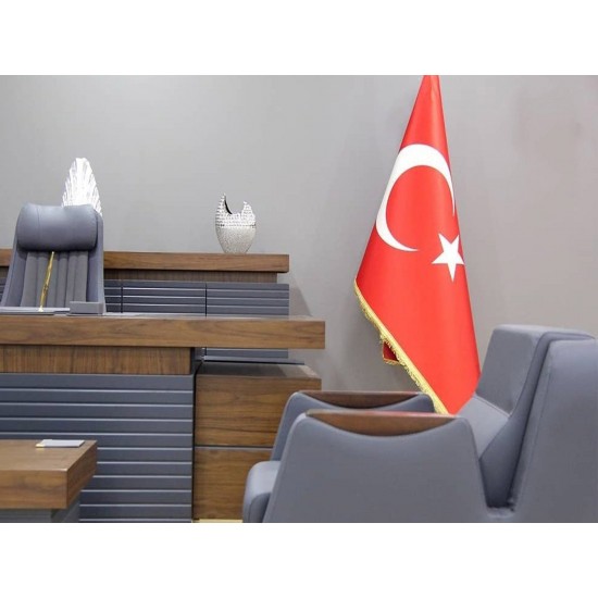 Vizyon Executive Desk Set