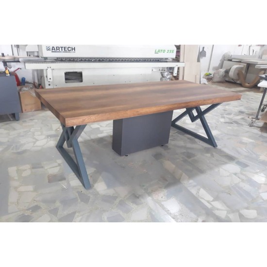 Farfalla Toplantı Masası