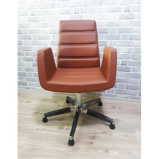 Akse Misafir Koltuğu